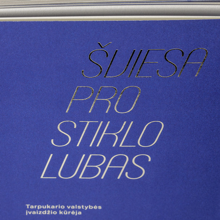 Šviesa pro stiklo lubas. Magdalena Avietėnaitė (1892–1984) – tarpukario valstybės įvaizdžio kūrėja